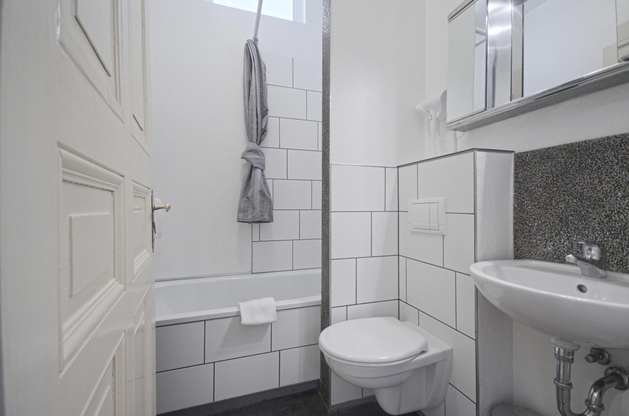 Courtyard Apartment Берлин Экстерьер фото
